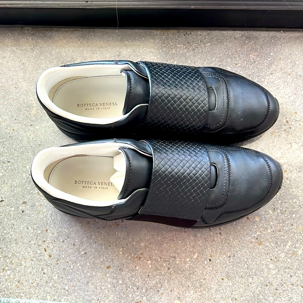 Bótela Veneta Black Leather Sneakers